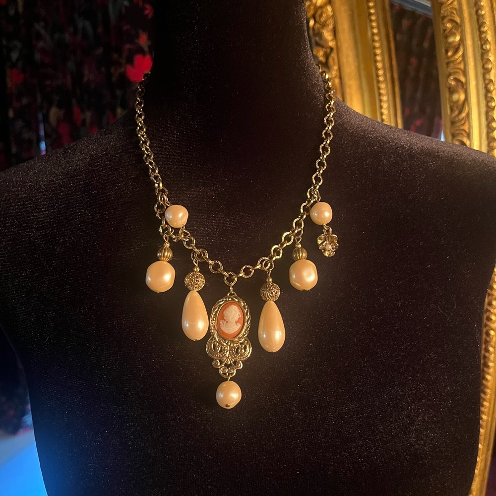 Gold Tone Cameo Pendant Necklace with Drop Faux Pearls Vintage Style